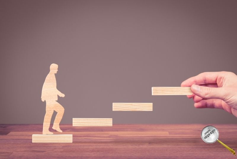 Senior Professional in Human Resources: International (HRCI SPHRi) – Exam Practice Test: Pass the HRCI SPHRi certification exam with 237 questions and detailed explanations