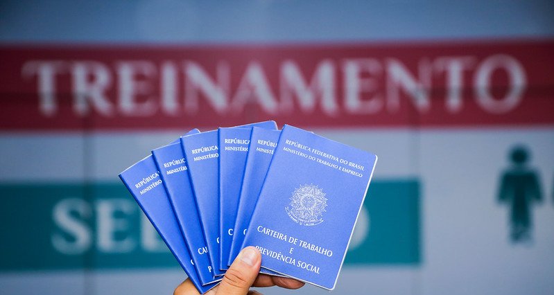 ** Sine Manaus oferece 918 vagas de emprego em diversas áreas em 2026